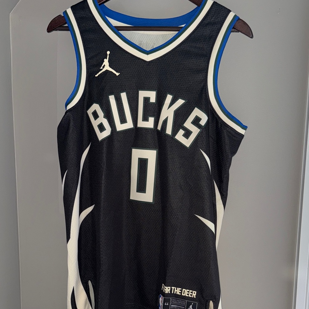 (NEW) Jordan Milwaukee Bucks Black Jersey - Lillard